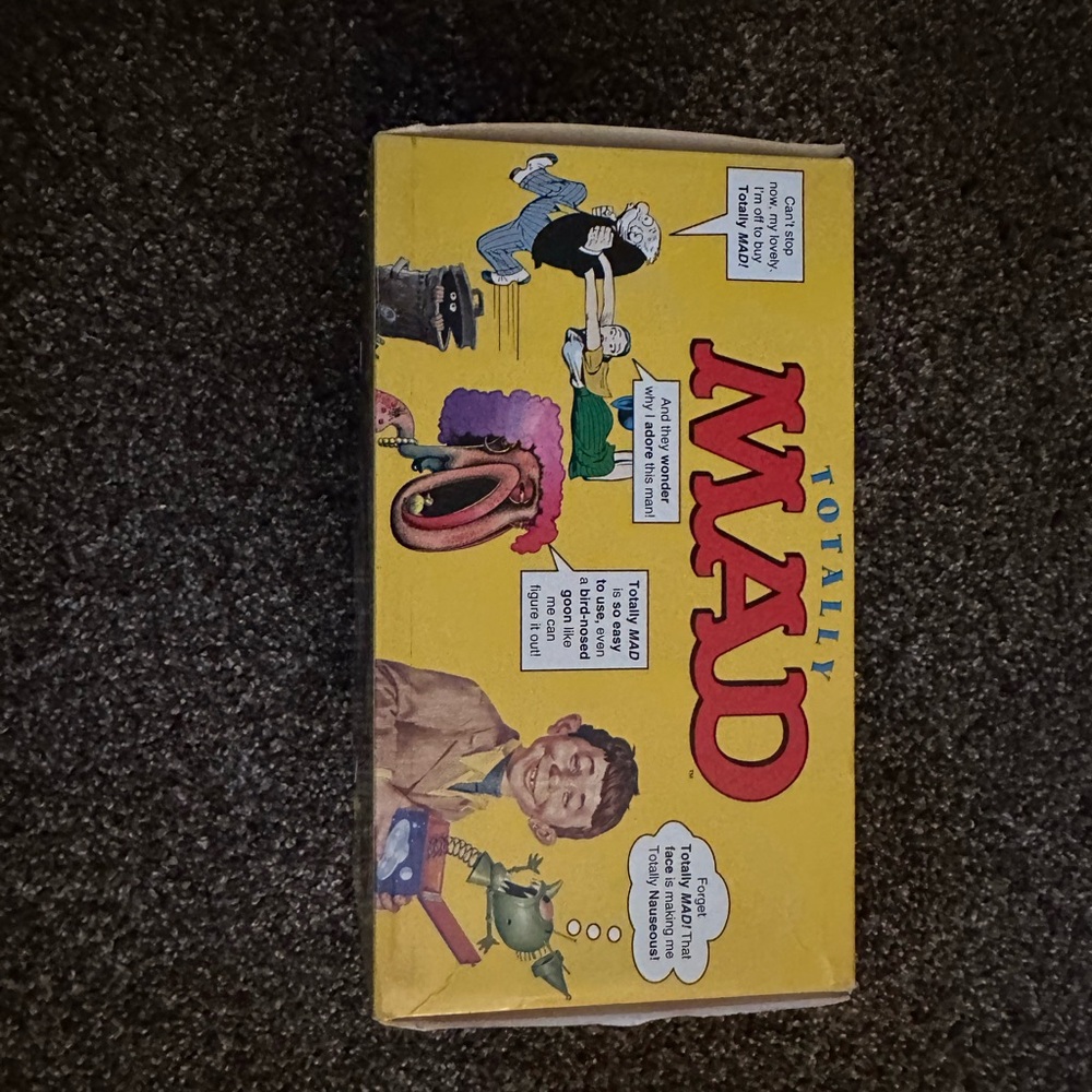 SEALED MAD VINTAGE Magazine CD Collection Box - Picture 3 of 9